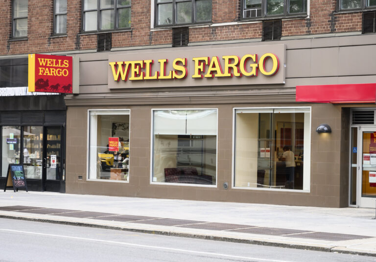 Wells Fargo Hiring News